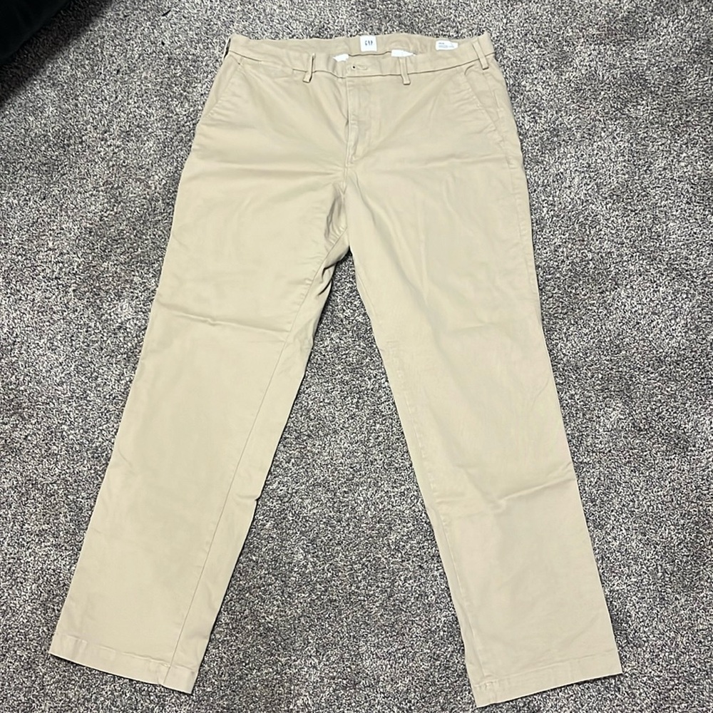 Men’s Gap pants